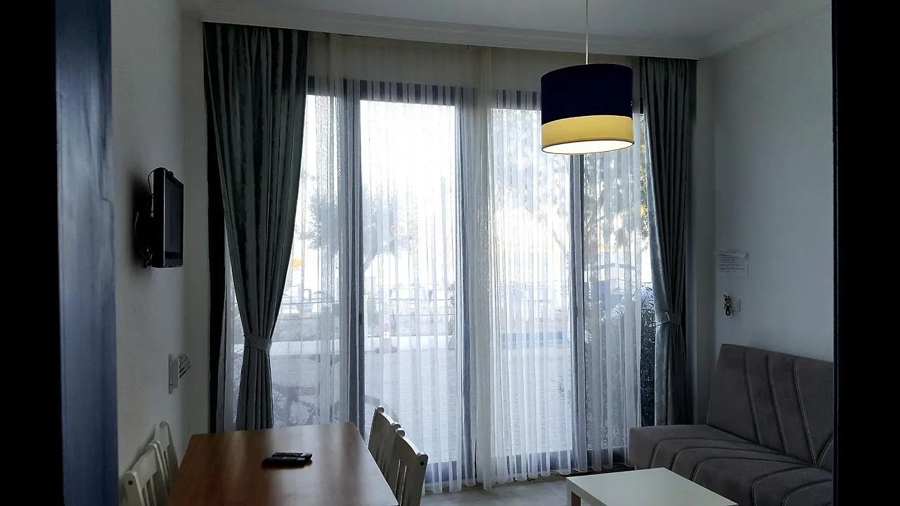 Yali Suites Palamutbükü Apart Otel